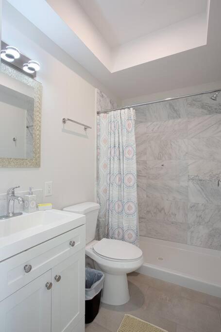 Luxurious Furnished Studio W Full Kitchen In Sd San Diego Zewnętrze zdjęcie